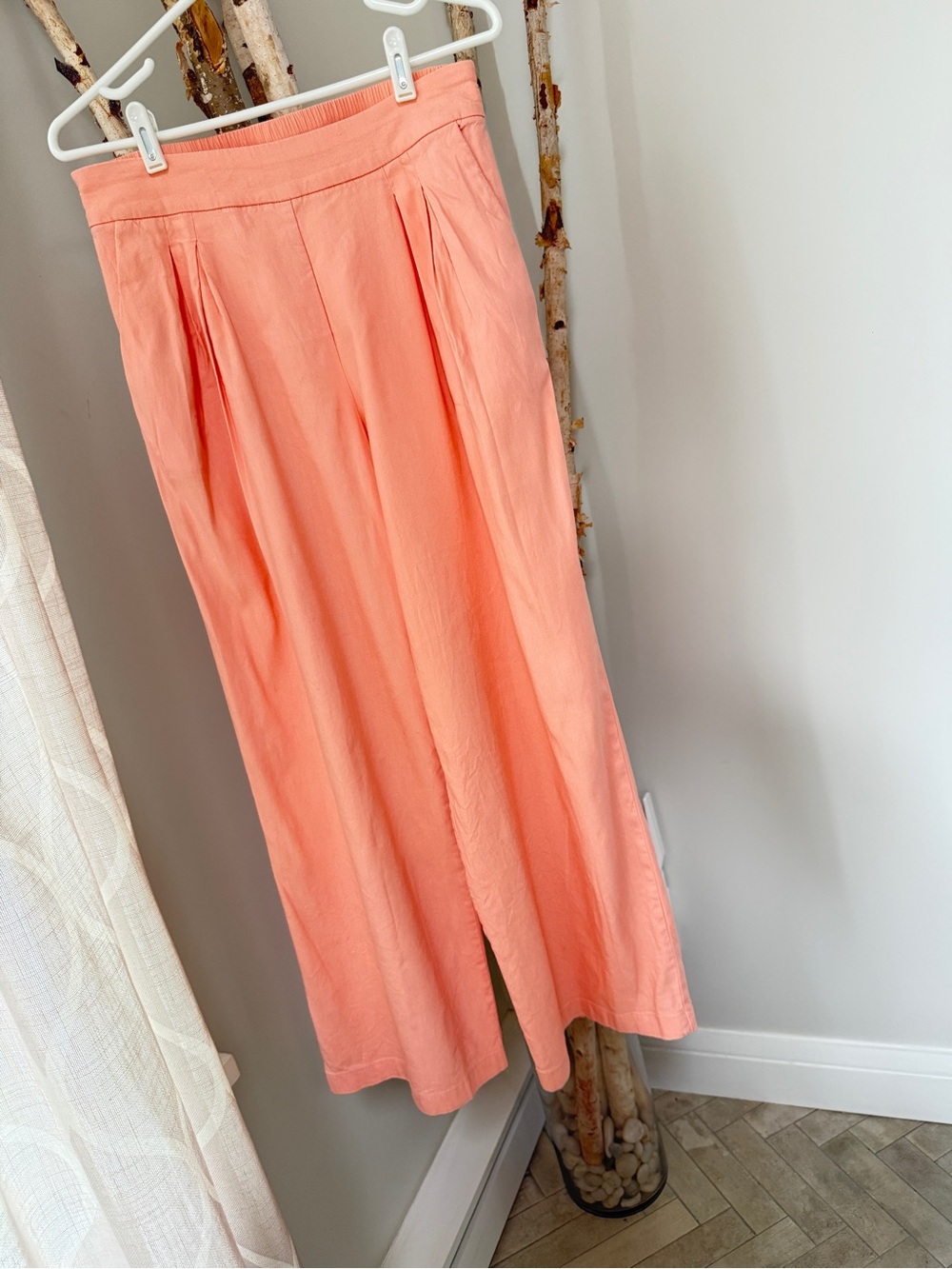 Womens Coral Wide-Leg Pleated pants